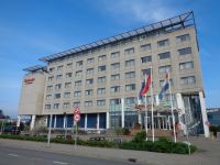 Hotel Ramada, Flughafen Amsterdam Schiphol, Niederlande &ndash; &copy; Saskia Pinnow (Eberhardt TRAVEL)
