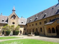 Eingang zur Abtei Orval, Belgien