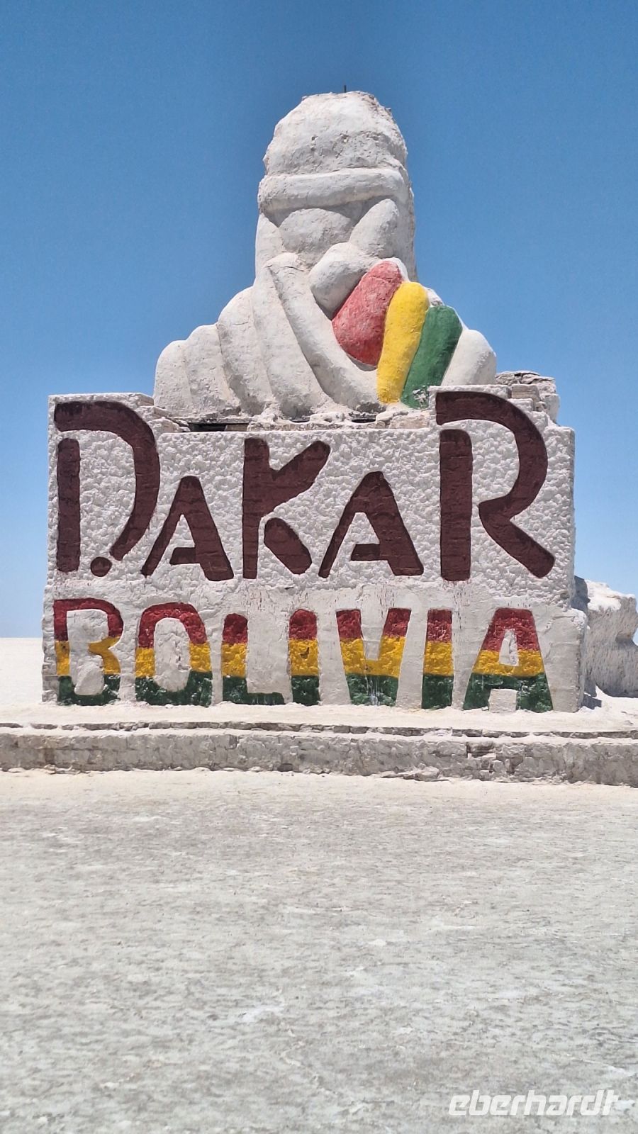Uyuni Salzsee: Dakardenkmal &ndash; &copy; Sinah Witzig (Eberhardt TRAVEL)
