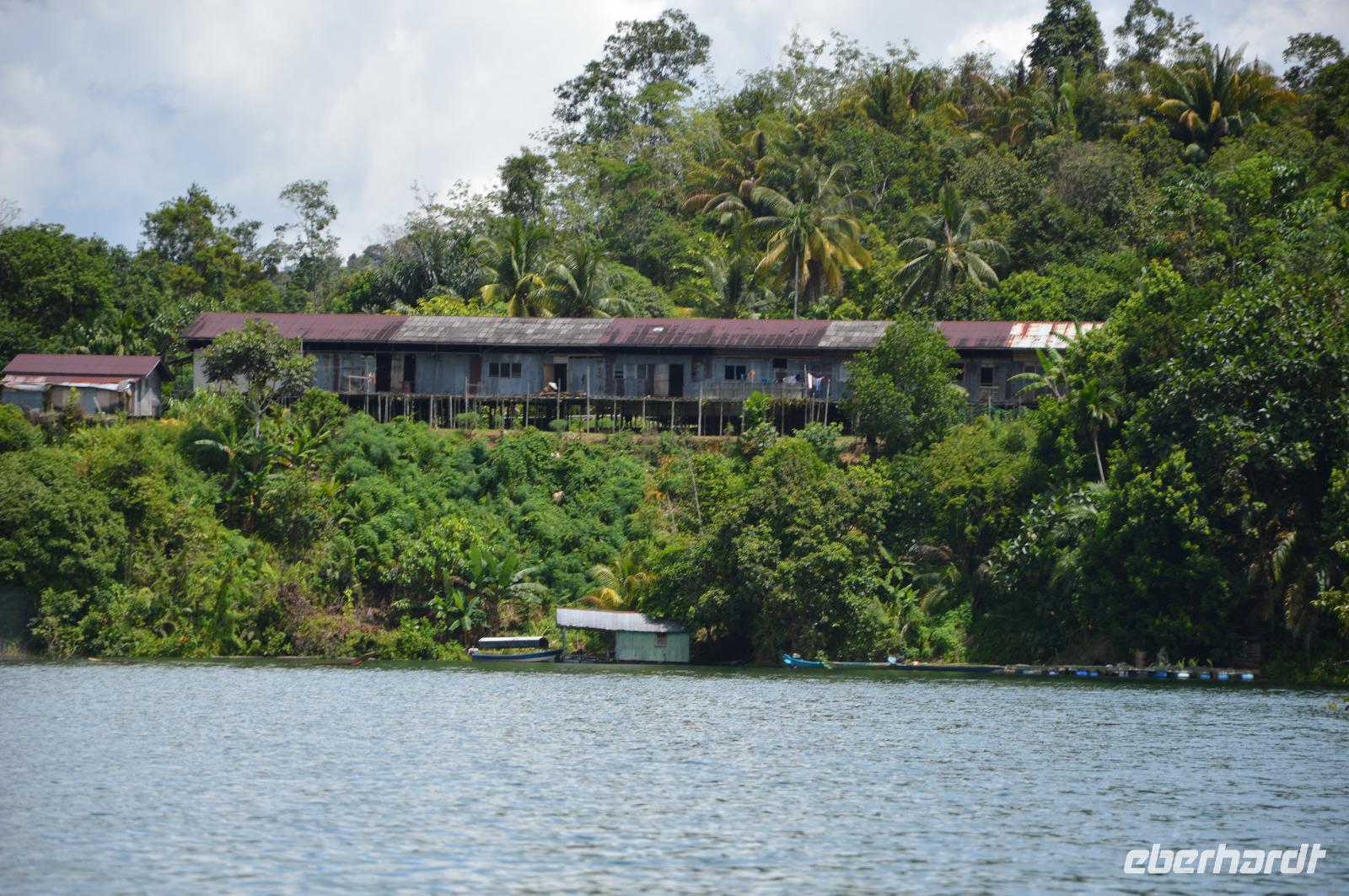 Sarawak langhaus 3 &ndash; &copy; Hubert Lücker (Eberhardt TRAVEL)