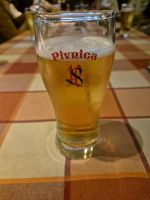 Tag 2 - Stadtführung in Sarajevo - Prost mit lokalem Bier.jpg &ndash; &copy; Jana Wessendorf (Eberhardt TRAVEL)