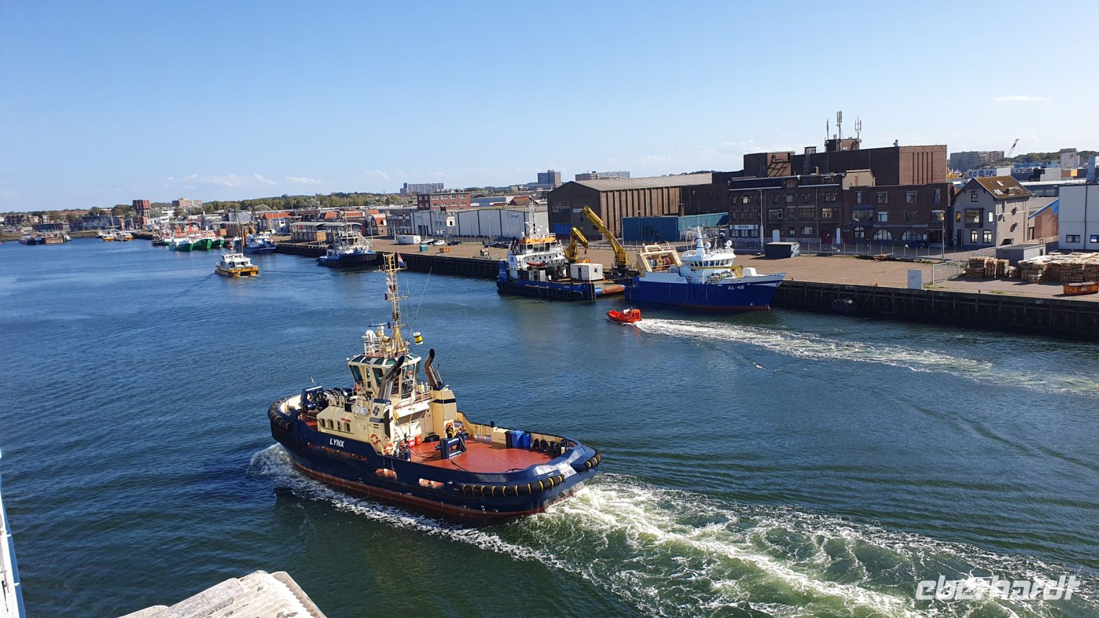 Ausfahrt aus dem Hafen Ijmuiden 20230820_163454.jpg &ndash; &copy; Marlies Thrum (Eberhardt TRAVEL)