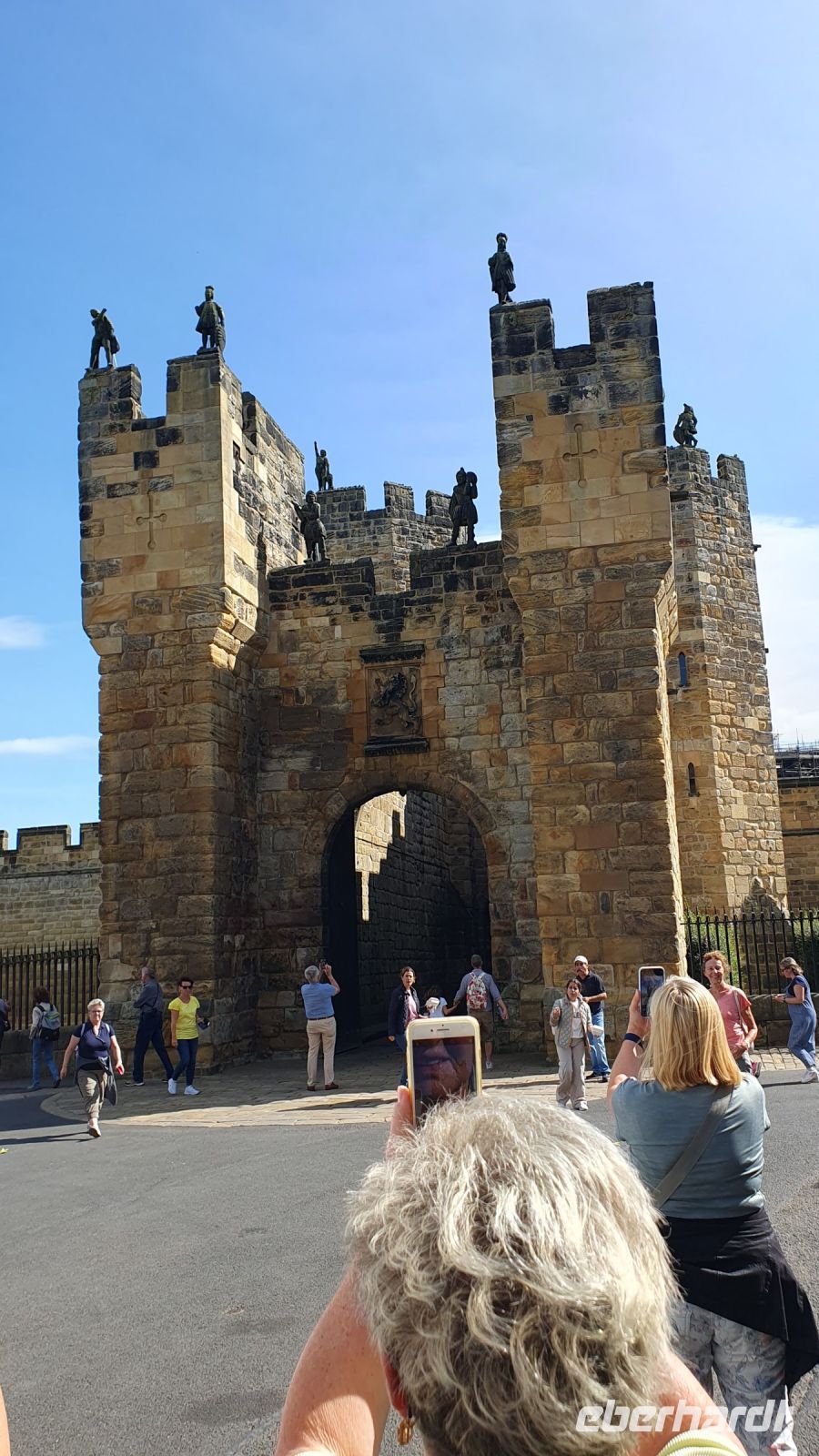 Alnwick Castle 20230821_114158.jpg &ndash; &copy; Marlies Thrum (Eberhardt TRAVEL)