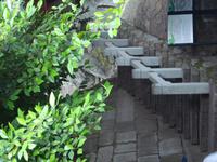 &copy; 6097 (Eberhardt TRAVEL)