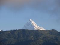 1809 Begnas-Lake - Anapurna-Kette - Sonnenaufgang &ndash; &copy; Annette Weise (Eberhardt TRAVEL)