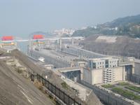 Yangtze-Kreuzfahrt -  Drei-Schluchten-Staudamm - Schleuse &ndash; &copy; Annette Weise (Eberhardt TRAVEL)