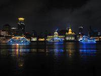 Shanghai - Lichterfahrt &ndash; &copy; Annette Weise (Eberhardt TRAVEL)