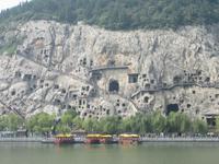 Drachentor-Grotten (1) &ndash; &copy; Julia Doppke (Eberhardt TRAVEL)
