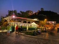 414 Hongkong am Abend &ndash; &copy; Sandra Schack (Eberhardt TRAVEL)