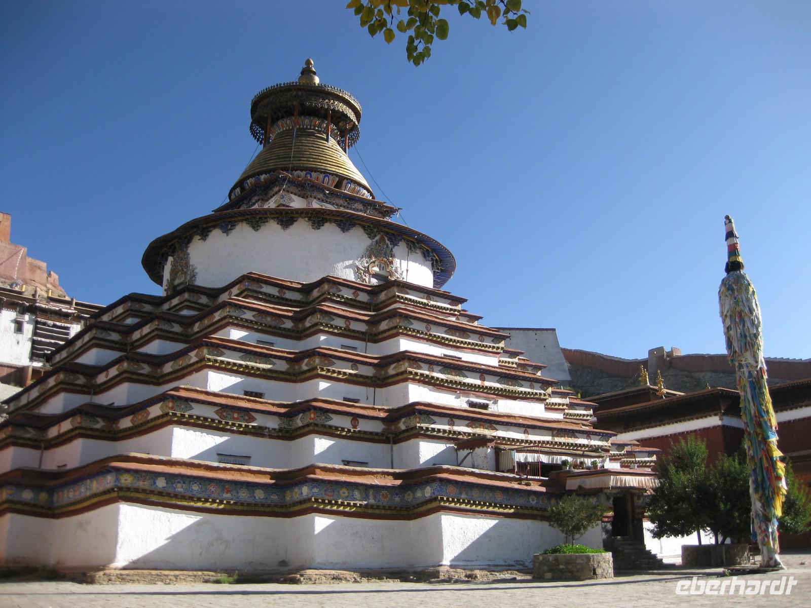 Der Kumbum im Kloster Palkhor Chode in Gyantse &ndash; &copy; Annette Zocher (Eberhardt TRAVEL)