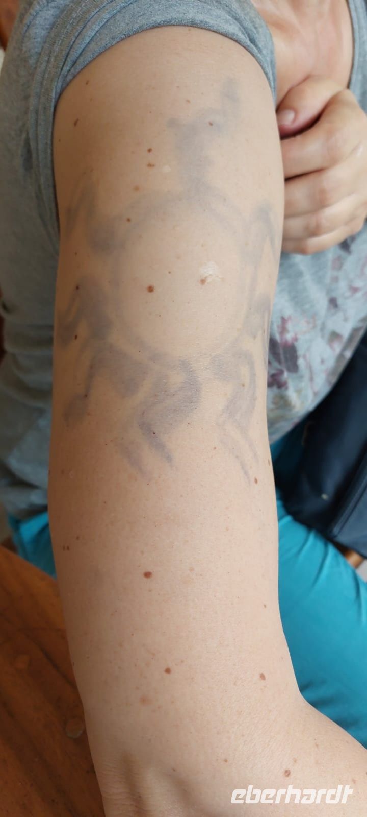 Tattoos mit der Tattoofrucht &ndash; &copy; Sinah Witzig (Eberhardt TRAVEL)