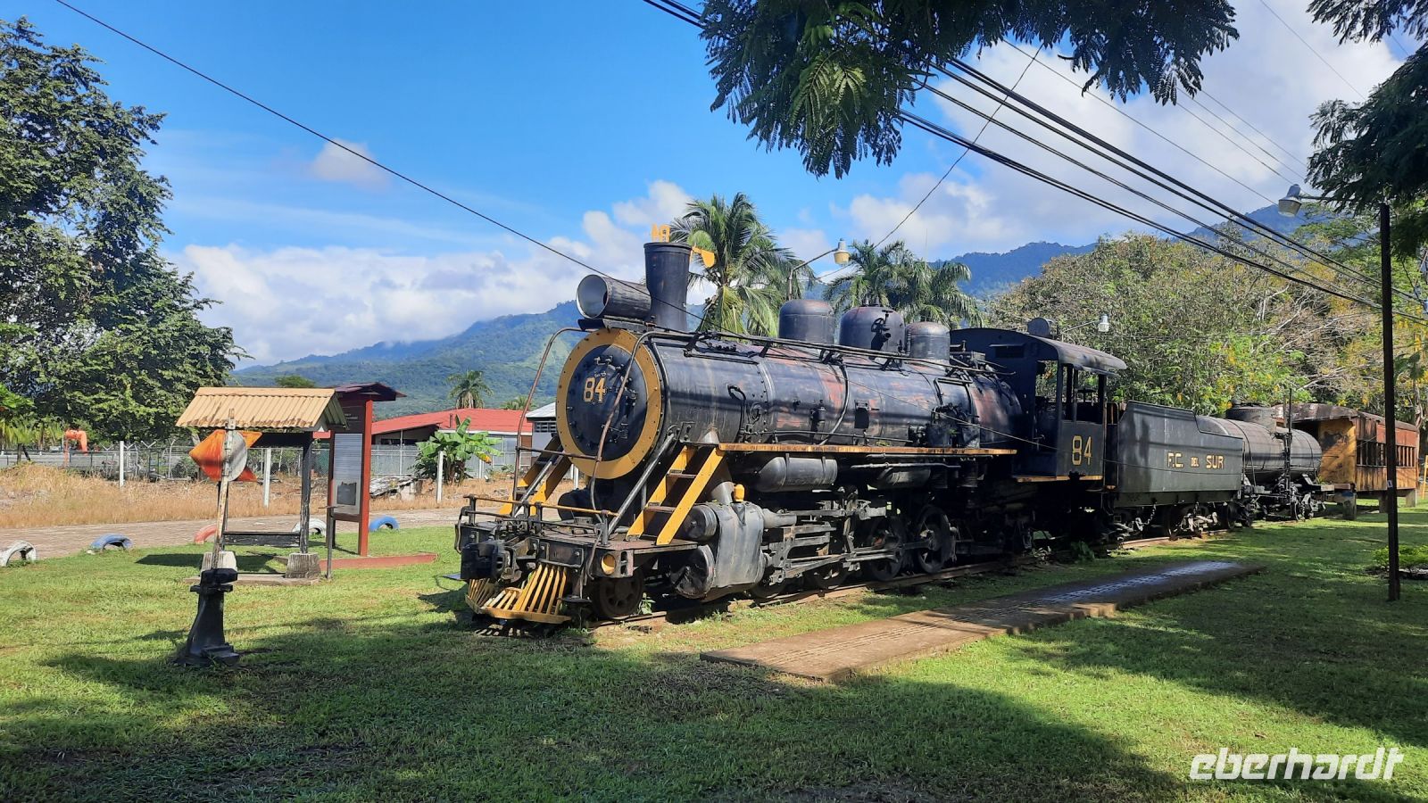 237 – Costa Rica, Sierpe, Eisenbahn &ndash; &copy; Vivien Fiedler (Eberhardt TRAVEL)