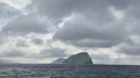 Bootsfahrt entlang der Küste von Vágar &ndash; &copy; Sinah Witzig (Eberhardt TRAVEL)