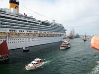 Rostock, Hafenfest  &ndash; &copy; Steffen Mucke (Eberhardt TRAVEL)