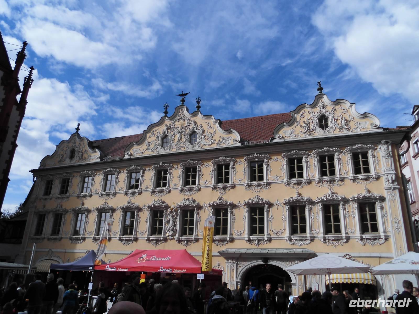 Barockgebäude - Würzburg &ndash; &copy; Eva-Maria Strauß-Eberhardt (Eberhardt TRAVEL)
