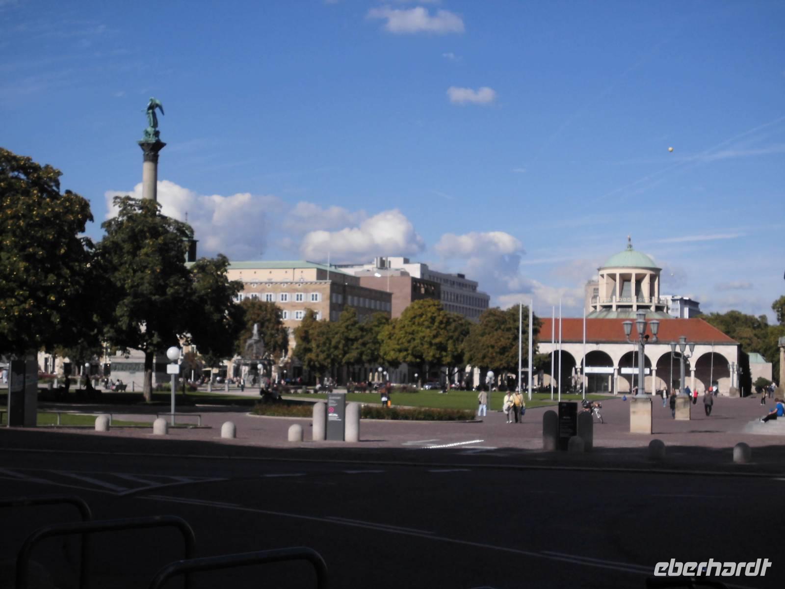 Karlsplatz in Stuttgart &ndash; &copy; Eva-Maria Strauß-Eberhardt (Eberhardt TRAVEL)