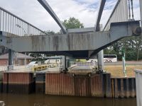 Brücke ist angehoben &ndash; &copy; Sabine Letzybyll (Eberhardt TRAVEL)
