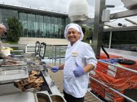 Grillparty an Deck &ndash; &copy; Sabine Letzybyll (Eberhardt TRAVEL)