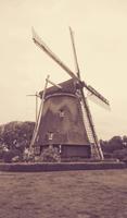 Die heutzutage bewohnte Rembrandt Mühle, Amsterdam &ndash; &copy; Simone Willner (Eberhardt TRAVEL)