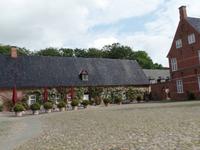 Schlosshof &ndash; &copy; Elke Reuter (Eberhardt TRAVEL)