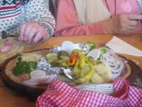 Brettljause in der Pritzhütte &ndash; &copy; Heiner Preiss (Eberhardt TRAVEL)