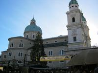 Salzburger Weihnachtsmarkt am Dom &ndash; &copy; Bernhard Rink (Eberhardt TRAVEL)