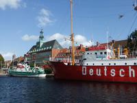 In Emden &ndash; &copy; Martina Pötschke (Eberhardt TRAVEL)