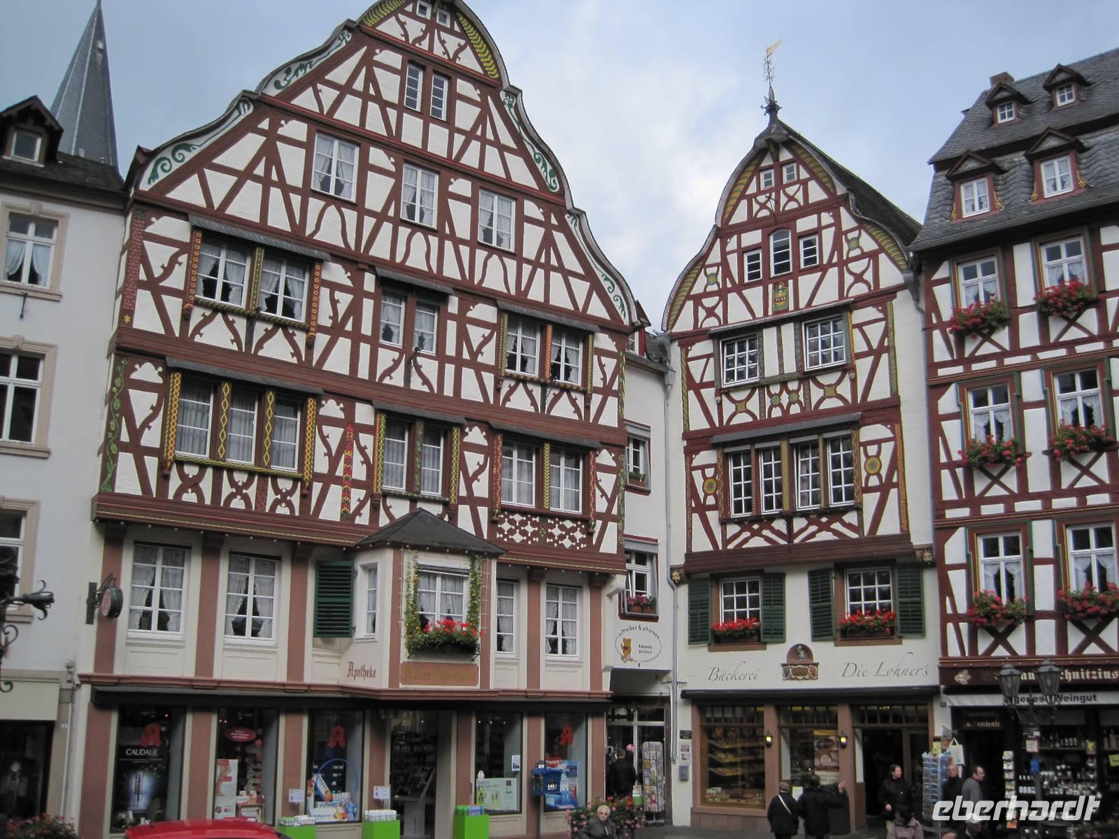 Marktplatz Bernkastel &ndash; &copy; Wilfried Briol (Eberhardt TRAVEL)