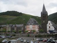 Bernkastel mit Doktor Weinlage &ndash; &copy; Wilfried Briol (Eberhardt TRAVEL)