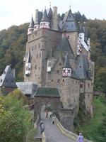Burg Eltz &ndash; &copy; Martina Pötschke (Eberhardt TRAVEL)