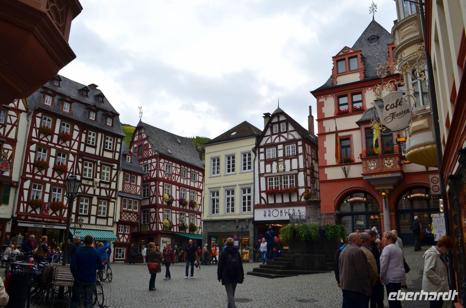 080 Bernkastel, Marktplatz &ndash; &copy; Konrad Füssel (Eberhardt TRAVEL)