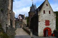249 Burg Eltz &ndash; &copy; Konrad Füssel (Eberhardt TRAVEL)
