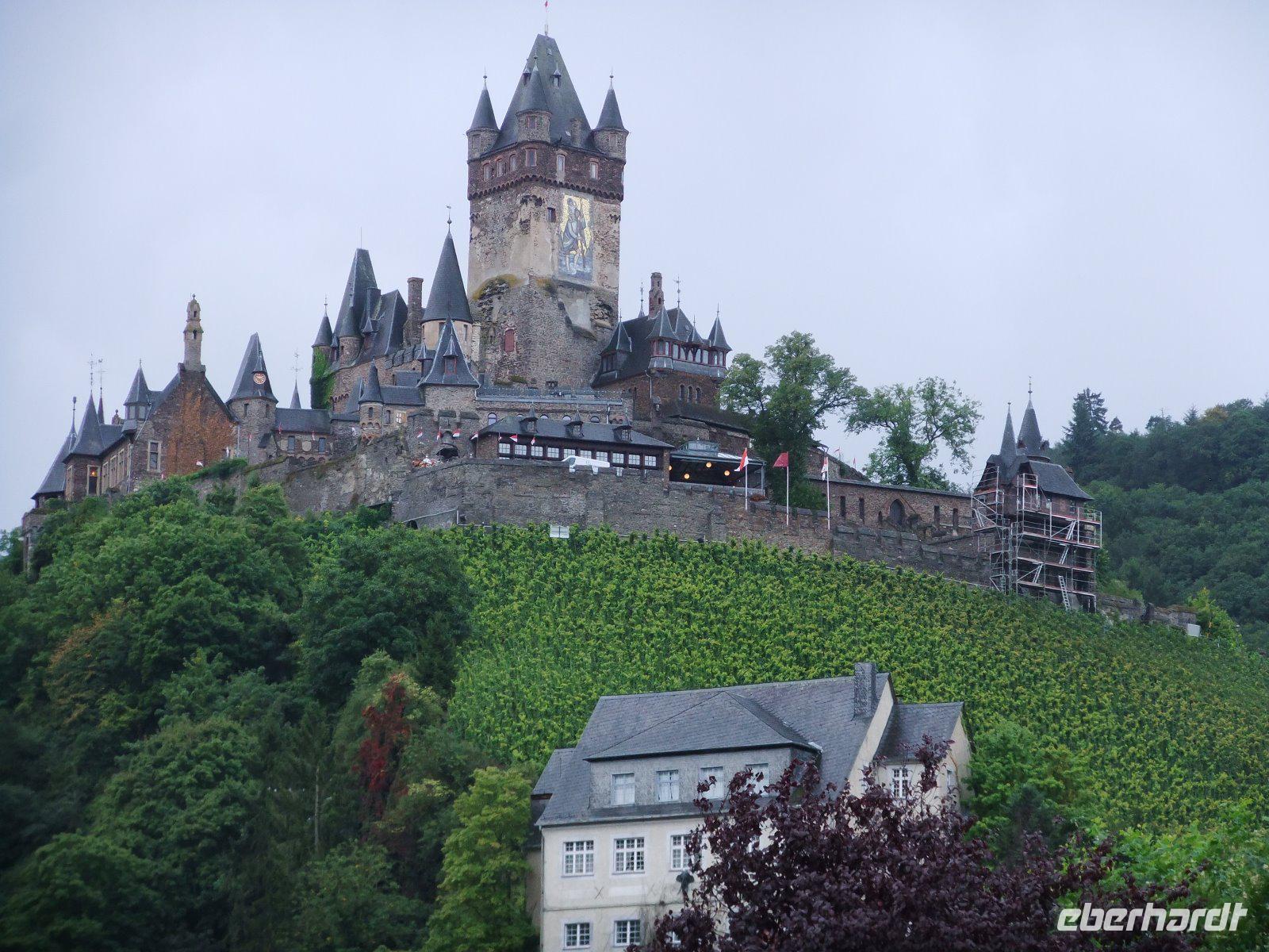 Die Reichsburg hoch über Cochem &ndash; &copy; Martina Pötschke (Eberhardt TRAVEL)
