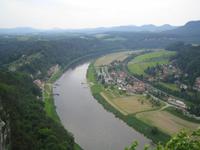 Bastei, Blick Elbaufwärts &ndash; &copy; Volker Jungklaus (Eberhardt TRAVEL)