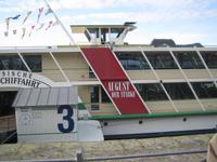 unser Schiff,3 Bands an Bord &ndash; &copy; Volker Jungklaus (Eberhardt TRAVEL)
