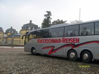Busparkplatz am Schloss &ndash; &copy; Elke Reuter (Eberhardt TRAVEL)