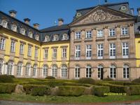 im Schlosshof &ndash; &copy; Elke Reuter (Eberhardt TRAVEL)
