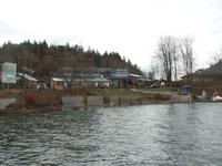 Uferpromenade Helminghausen &ndash; &copy; Elke Reuter (Eberhardt TRAVEL)