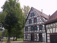 Im Klosterhof Blaubeuren &ndash; &copy; Peter Rudolph (Eberhardt TRAVEL)
