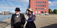 Carl und Bertha Benz - vereint im Hafen von Mannheim &ndash; &copy; Marion Kottlos (Eberhardt TRAVEL)