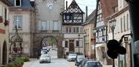 Durchfahrt durch Ottrott &ndash; &copy; Marion Kottlos (Eberhardt TRAVEL)
