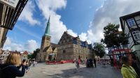 Stadtspaziergang in Hameln- Hochzeitshaus und Marktkirche St. Nicolai  &ndash; &copy; Marlies Thrum (Eberhardt TRAVEL)