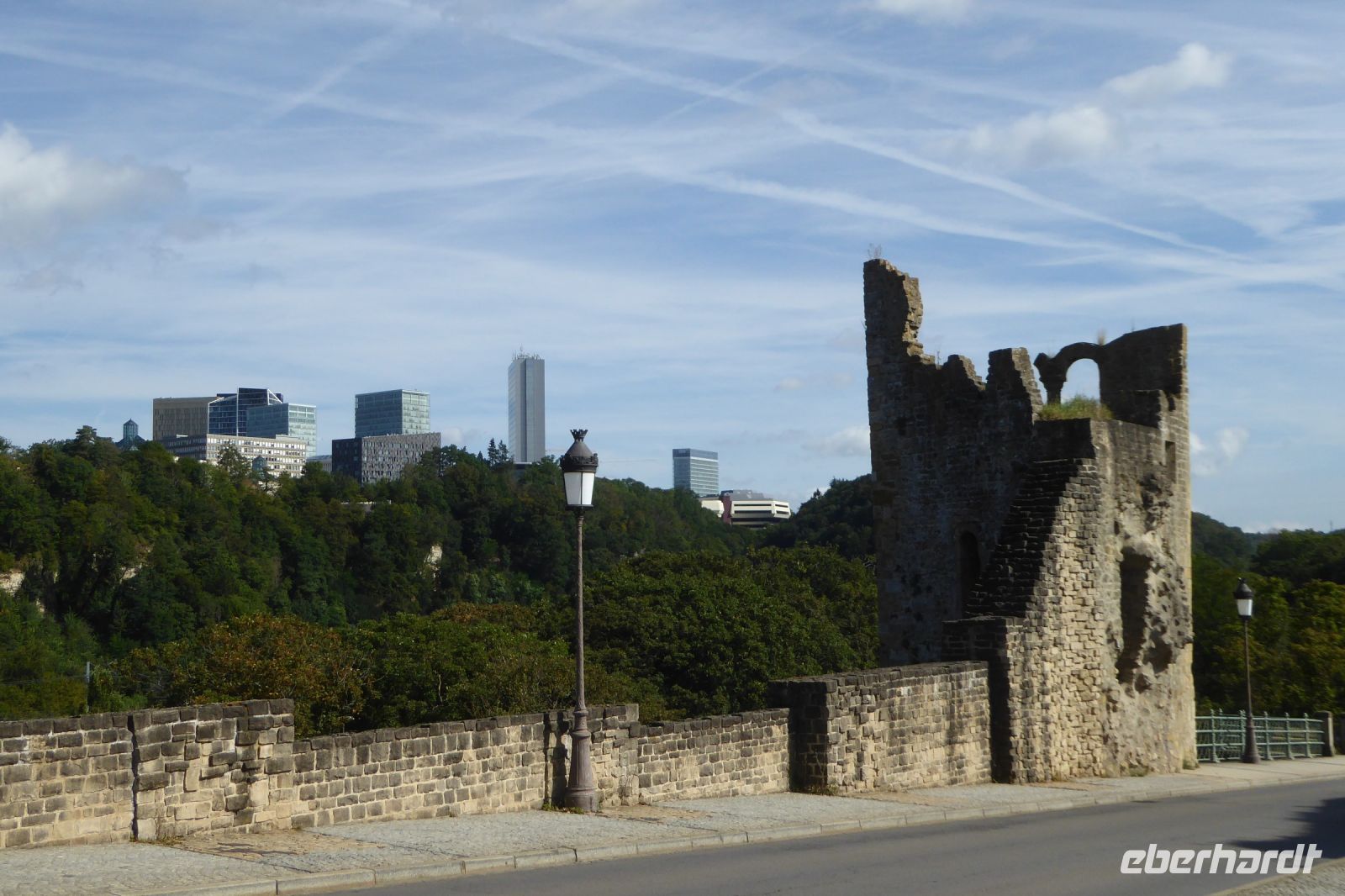 Tag 2 Luxemburg, der hohle Zahn &ndash; &copy; Gabriele Sauer (Eberhardt TRAVEL)