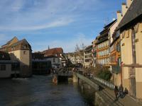 Die Ill, Lebensader der Stadt &ndash; &copy; Bernhard Rink (Eberhardt TRAVEL)