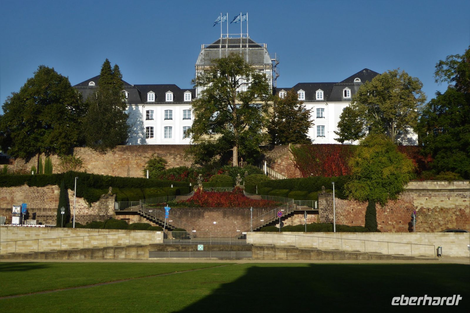 Tag 7 Blick zurück auf das Saarbrücker Schloss &ndash; &copy; Gabriele Sauer (Eberhardt TRAVEL)