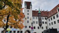 Alter Hof in München &ndash; &copy; Marlies Thrum (Eberhardt TRAVEL)
