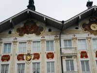036 ,Rathaus Bad Tölz , Marktstrasse &ndash; &copy; Brigitte Mühle (Eberhardt TRAVEL)