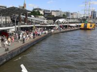 Landungsbrücken &ndash; &copy; Jürgen Müller (Eberhardt TRAVEL)