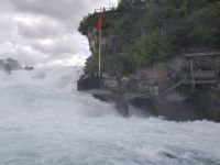 Rheinfall Schaffhausen-Schweizer Seite (27) &ndash; &copy; Steffi Lambrecht (Eberhardt TRAVEL)