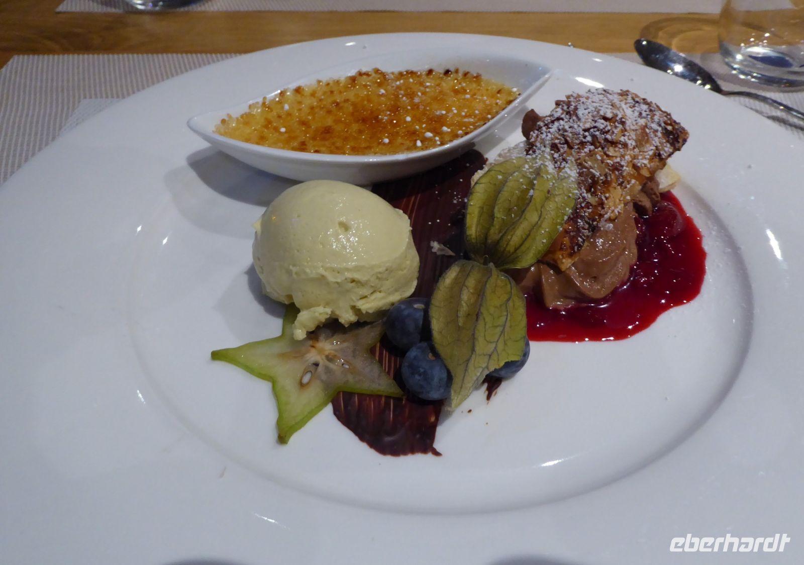 Tag 1 kulinarischer Stadtrundgang Saarbrücken Dessertvariationen im Hotel Mercure &ndash; &copy; Gabriele Sauer (Eberhardt TRAVEL)